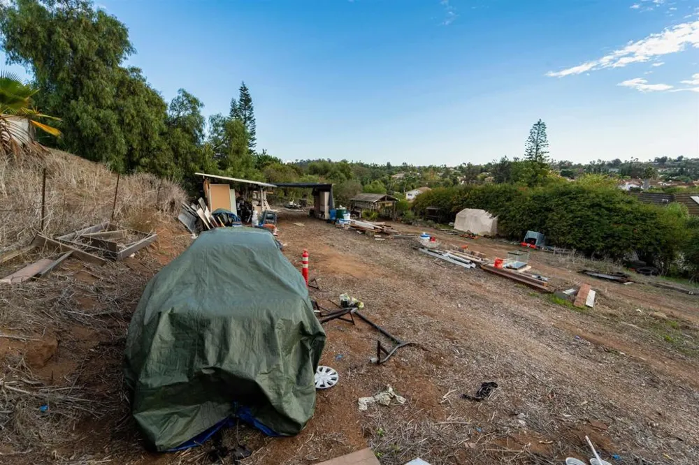 291 Osborne Street Vista, CA 92084