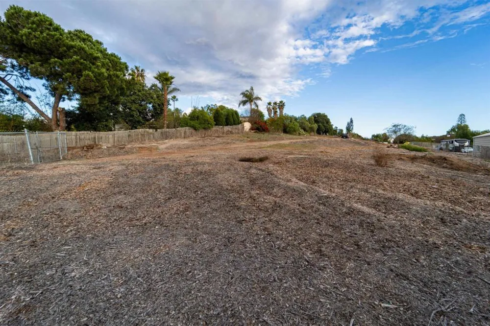 291 Osborne Street Vista, CA 92084