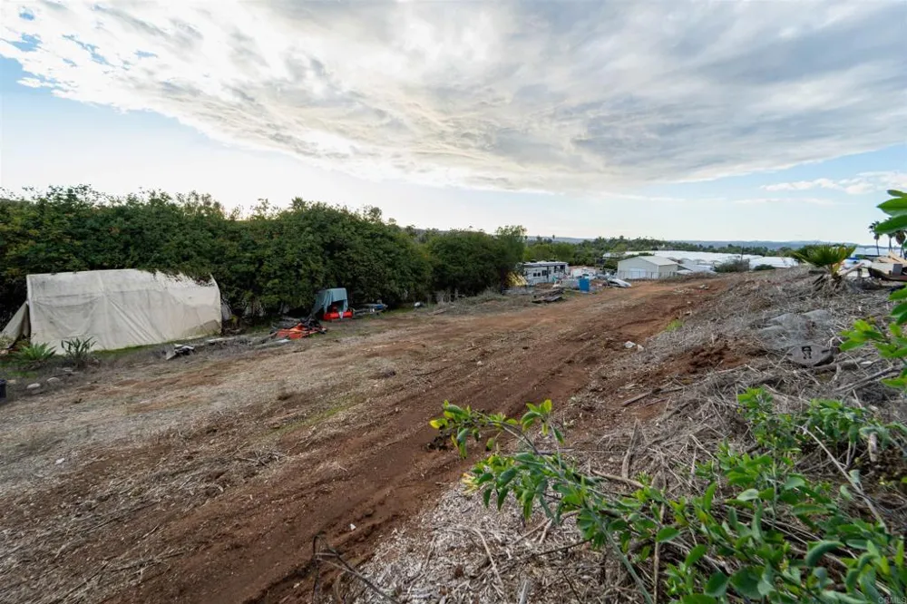291 Osborne Street Vista, CA 92084