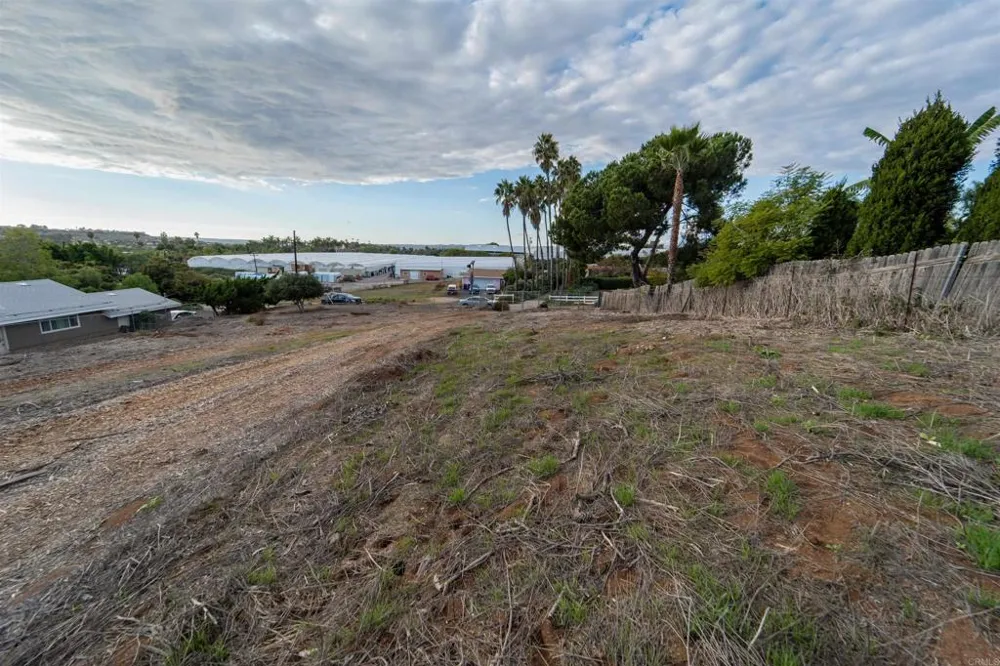 291 Osborne Street Vista, CA 92084