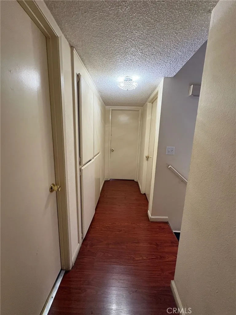 6100 Arbutus Avenue #42 Huntington Park, CA 90255