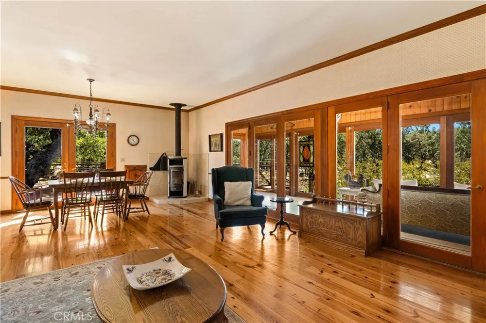 608 Dixon Drive Lakeport, CA 95453