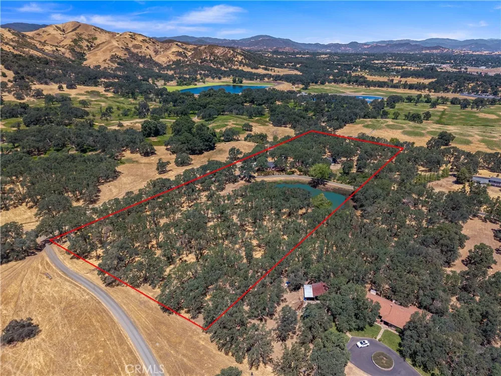 608 Dixon Drive Lakeport, CA 95453