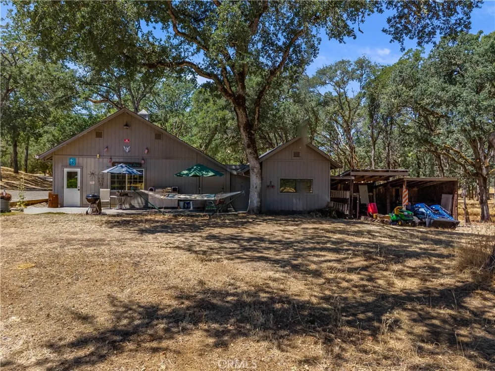 608 Dixon Drive Lakeport, CA 95453