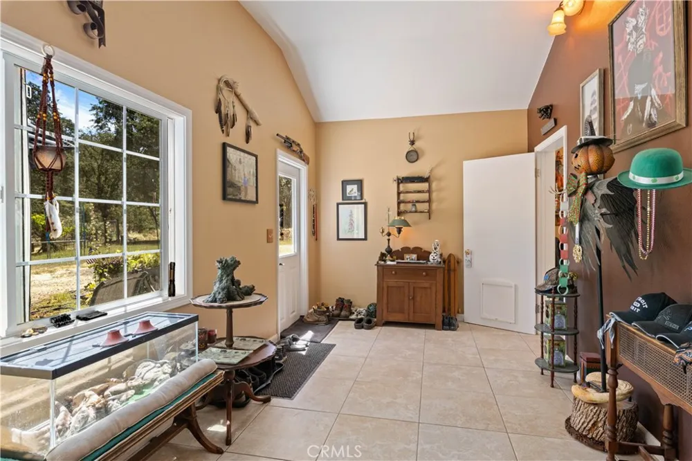 608 Dixon Drive Lakeport, CA 95453