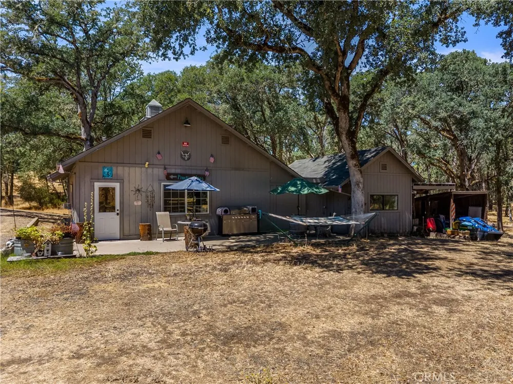 608 Dixon Drive Lakeport, CA 95453