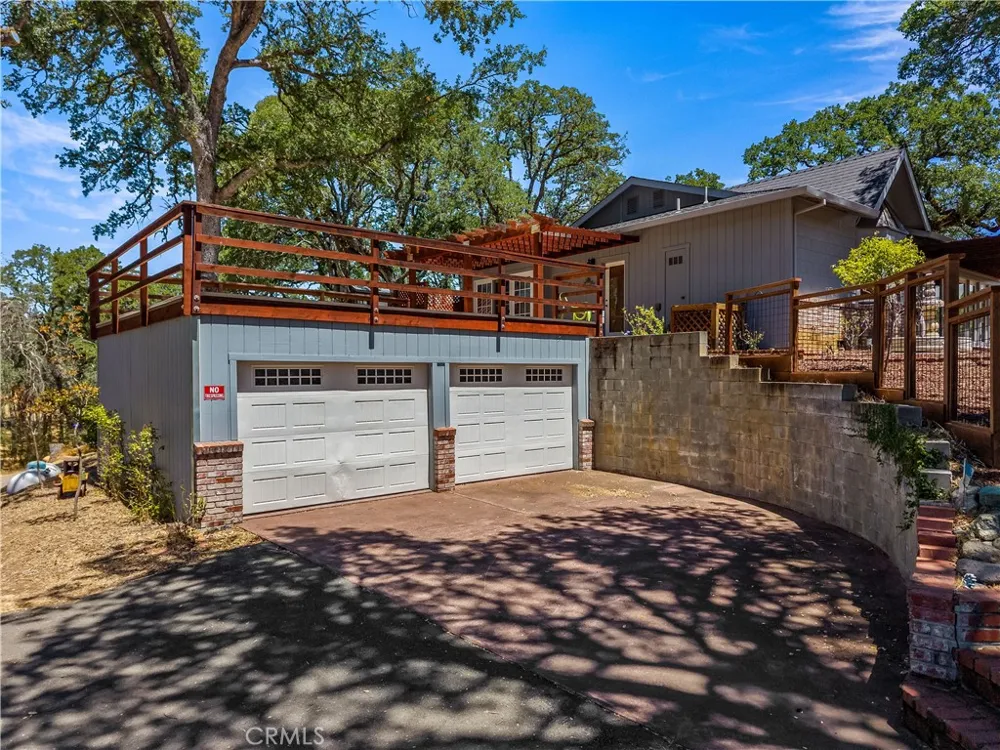 608 Dixon Drive Lakeport, CA 95453