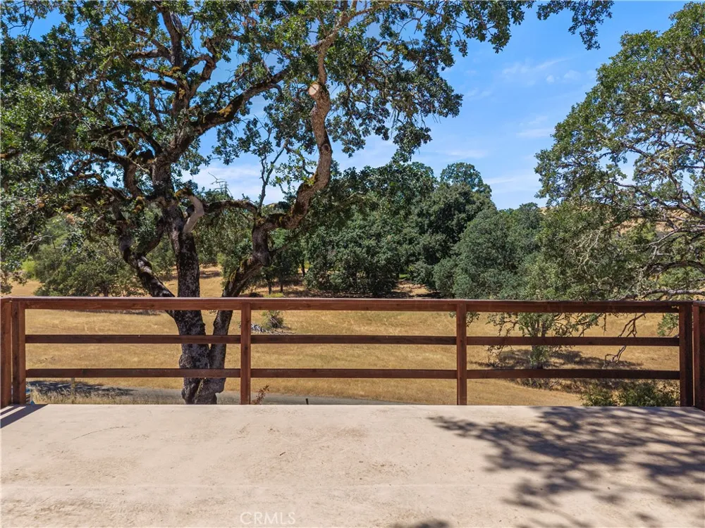 608 Dixon Drive Lakeport, CA 95453
