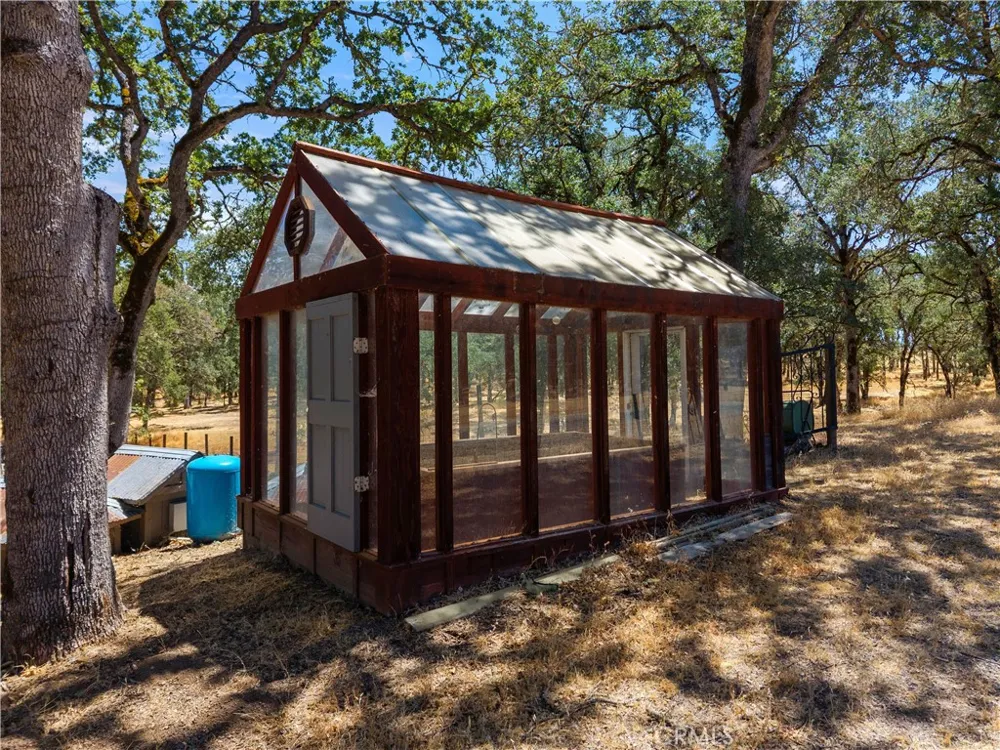 608 Dixon Drive Lakeport, CA 95453