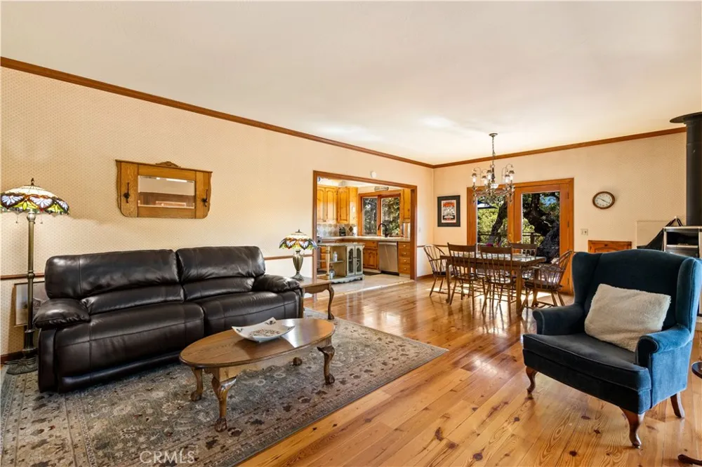 608 Dixon Drive Lakeport, CA 95453