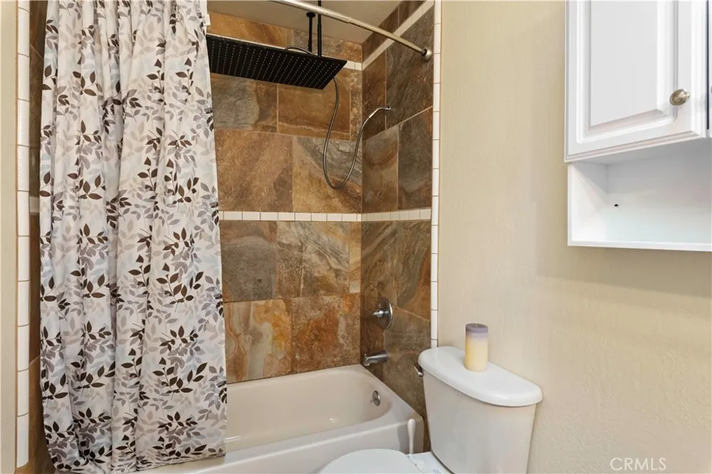 19894 Mountain Meadows South Hidden Valley Lake, CA 95467