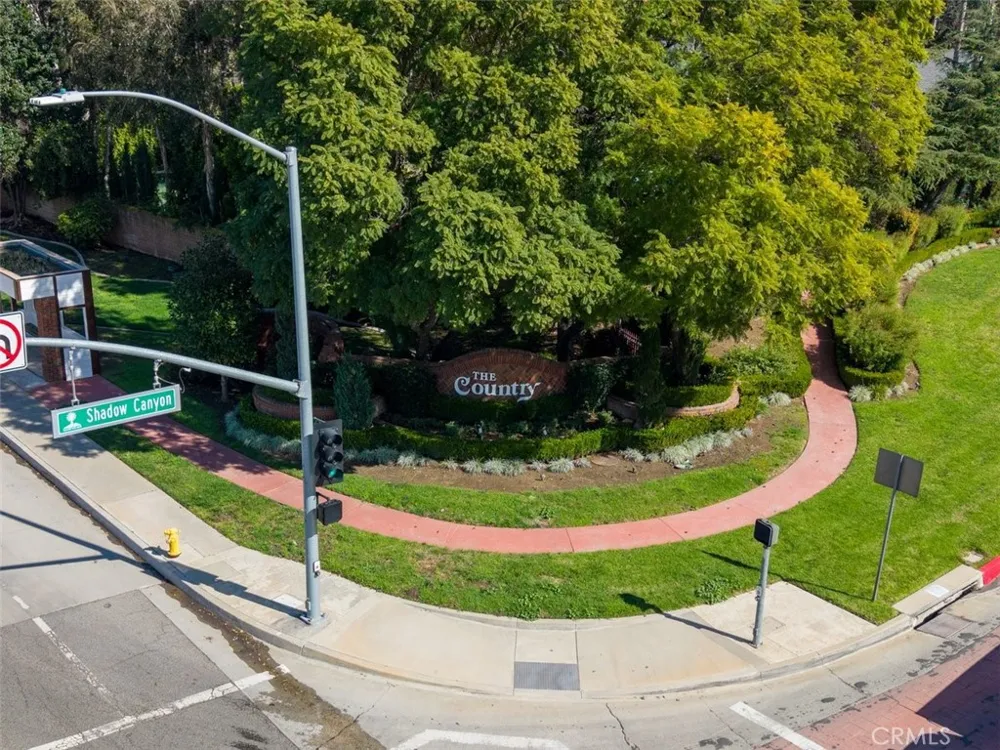 2182 Indian Creek Diamond Bar, CA 91765