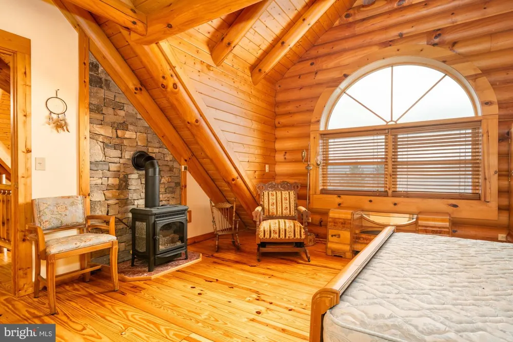 17051 LAUREL RUN ROAD SW Barton, MD 21521