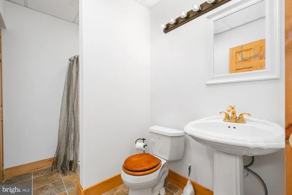 17051 LAUREL RUN ROAD SW Barton, MD 21521
