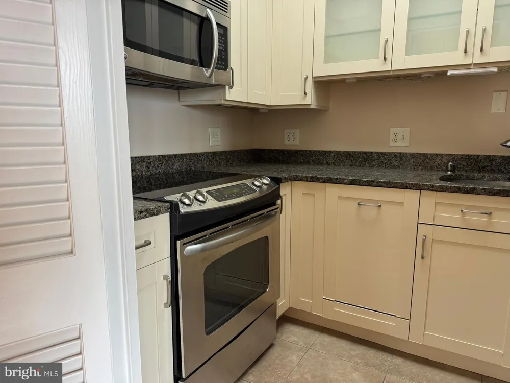 11 SLADE AVENUE #715 Baltimore, MD 21208