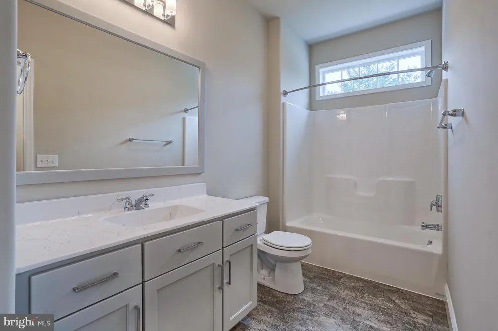 111 STARLIGHT LANE Lebanon, PA 17046