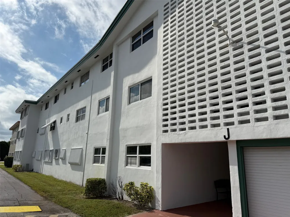 5300 Washington Street #J 118