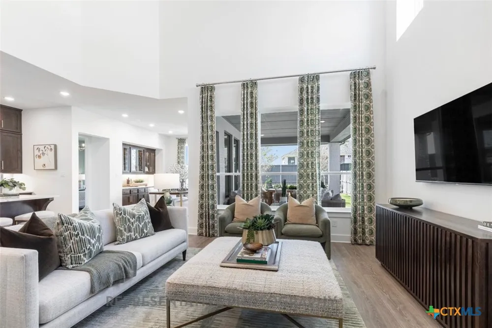 1606 Crimson Sunset Drive Georgetown, TX 78628