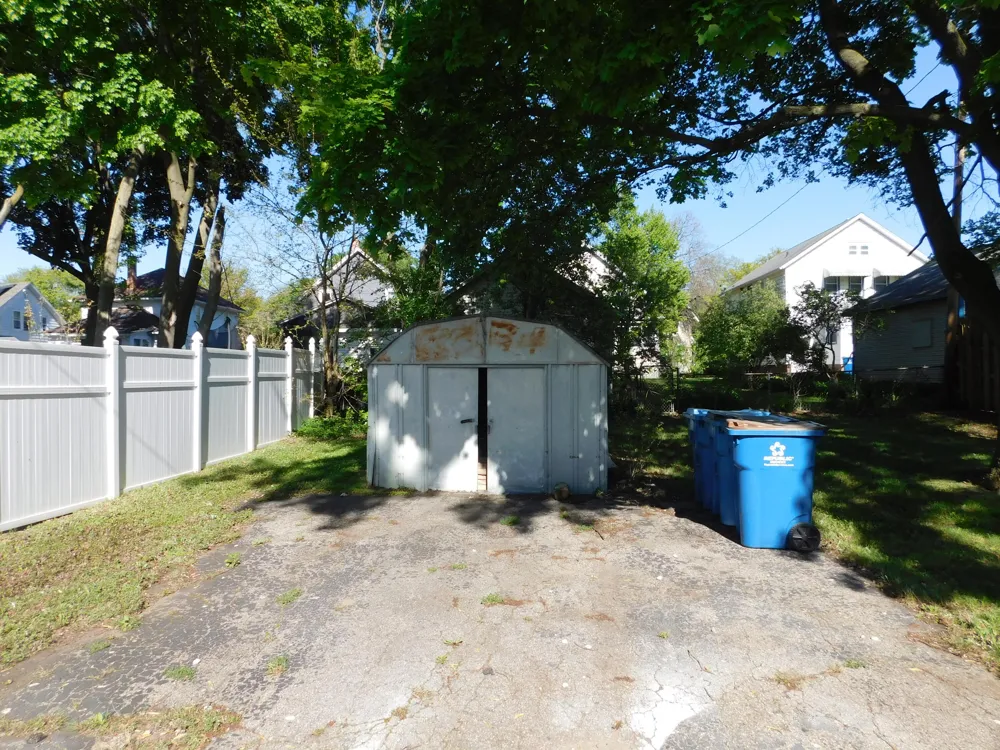 38 East Avenue Battle Creek, MI 49017