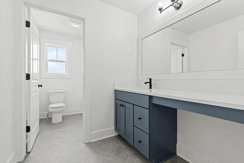 8288 Eagle Peak Drive Jenison, MI 49428