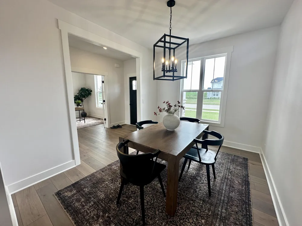 8288 Eagle Peak Drive Jenison, MI 49428