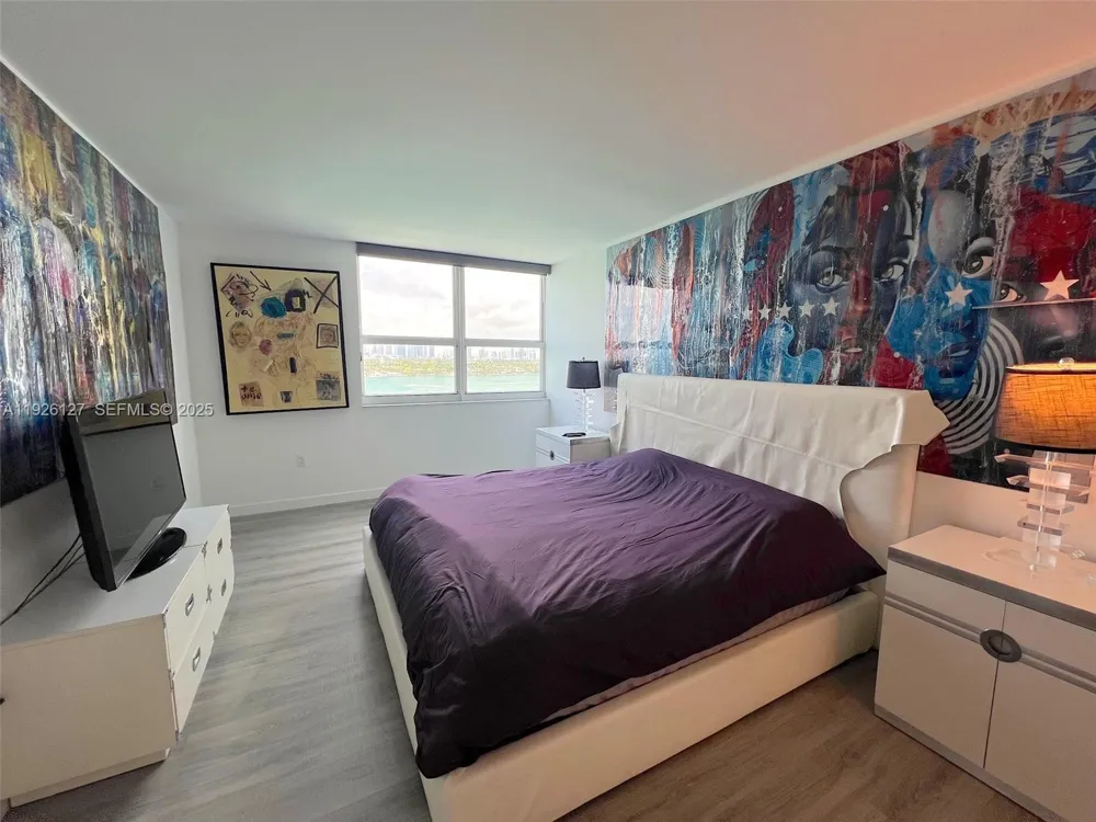 650 West Ave #1001 Miami Beach, FL 33139