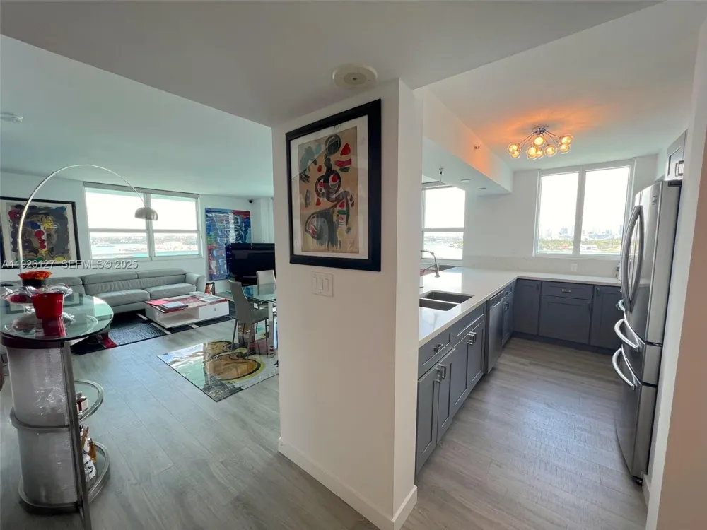 650 West Ave #1001 Miami Beach, FL 33139