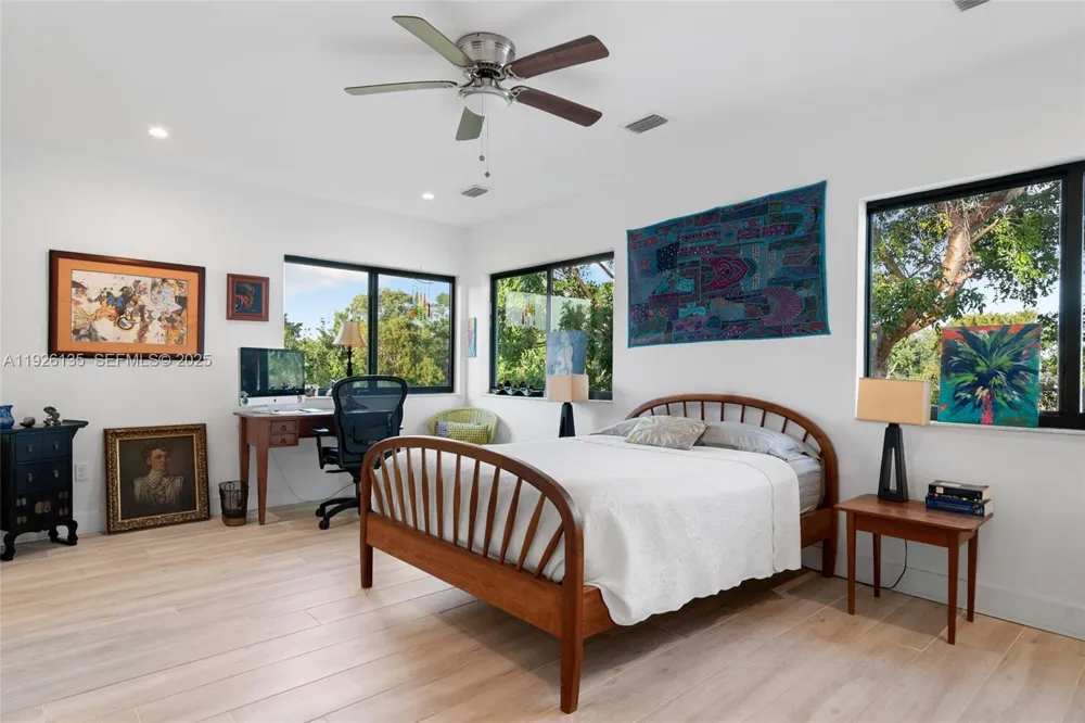 669 Colson Dr Key Largo, FL 33037