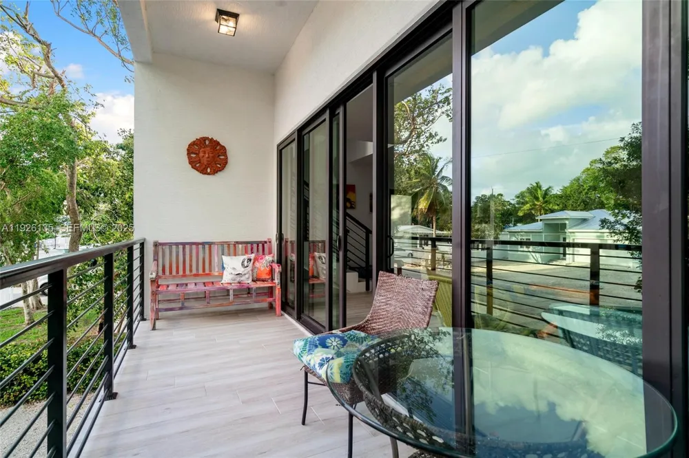 669 Colson Dr Key Largo, FL 33037