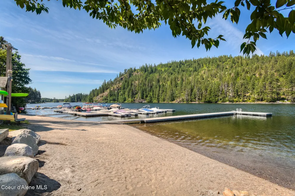 21160 CIRCLE ROAD Rathdrum, ID 83858