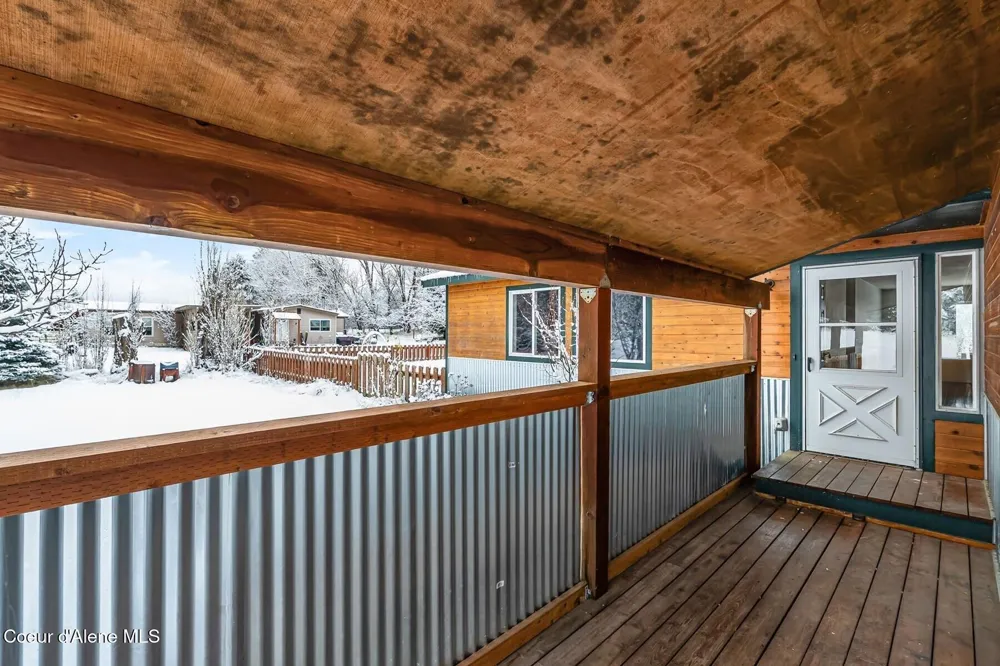 44 Campbell Loop Laclede, ID 83841