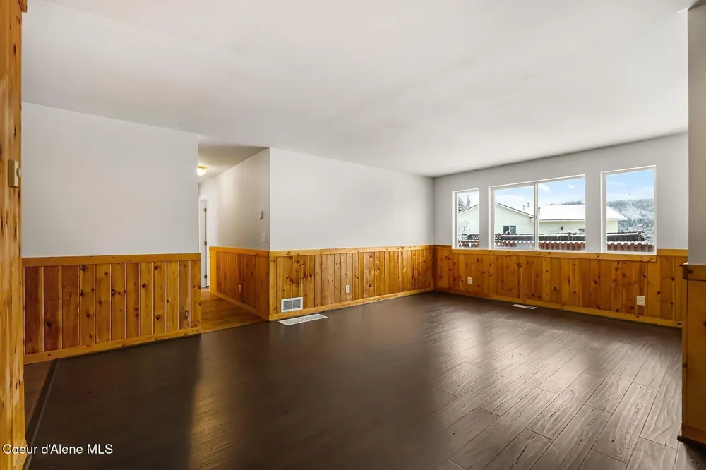44 Campbell Loop Laclede, ID 83841