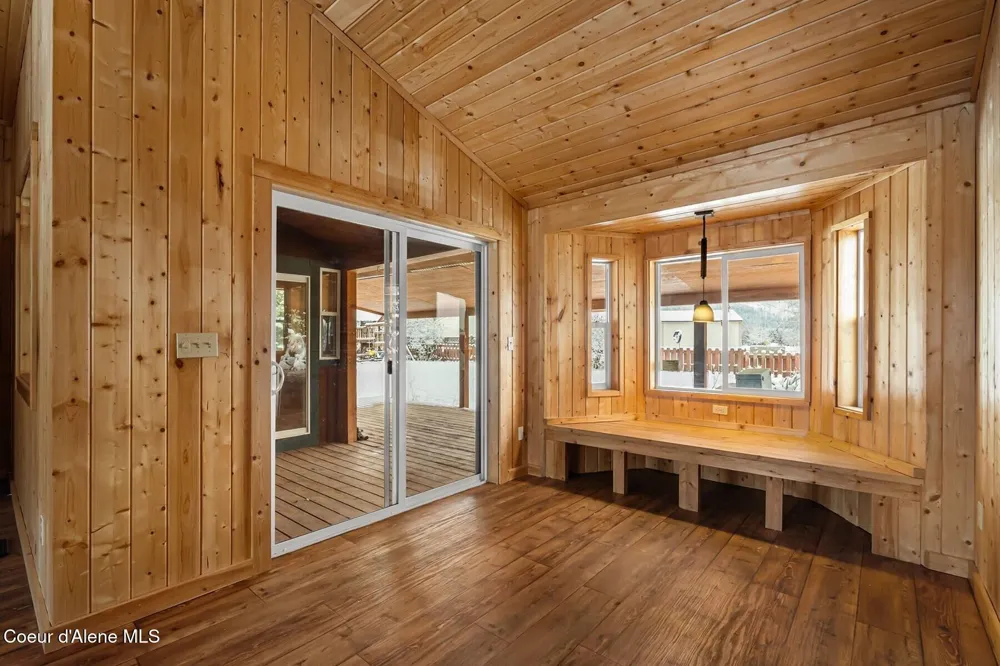 44 Campbell Loop Laclede, ID 83841