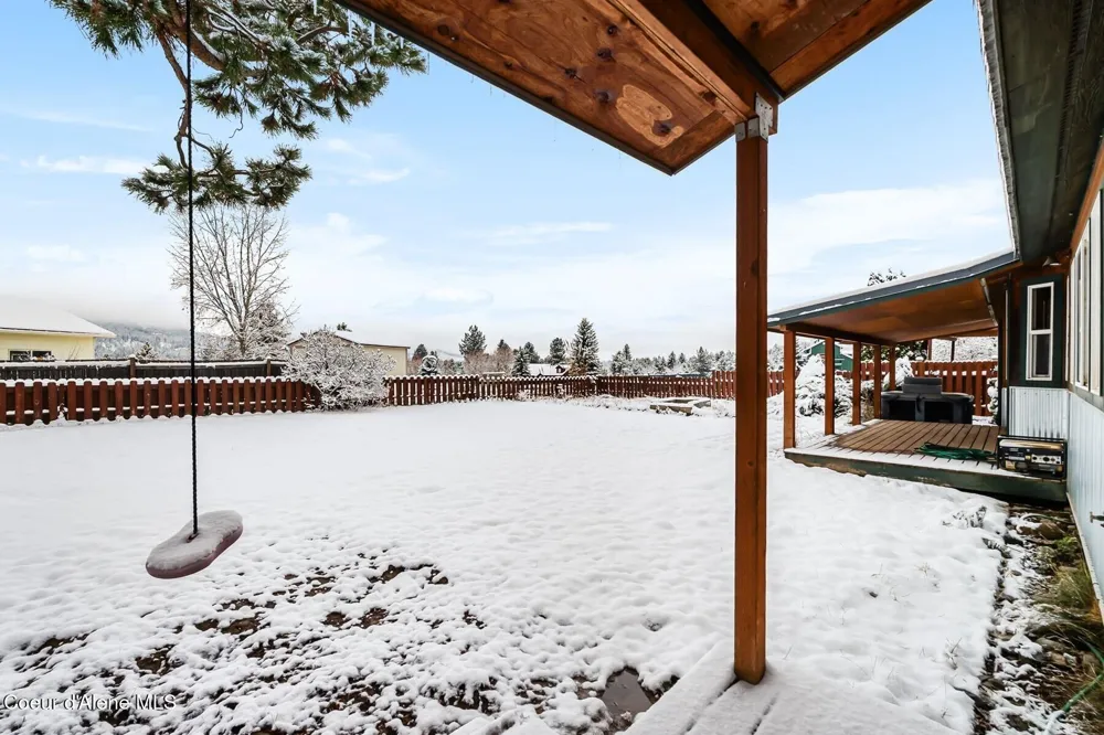 44 Campbell Loop Laclede, ID 83841