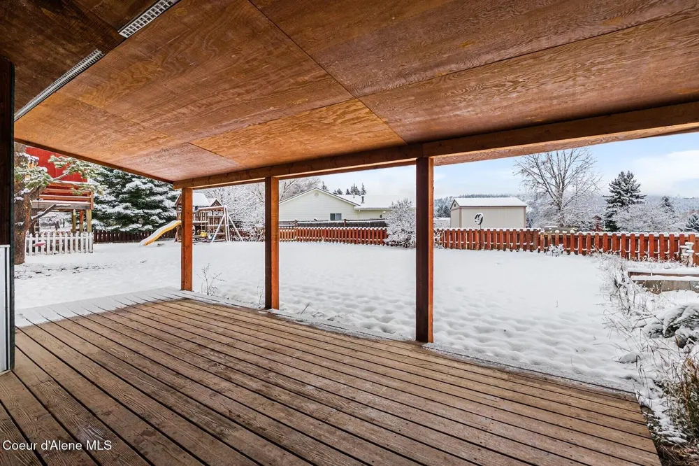 44 Campbell Loop Laclede, ID 83841