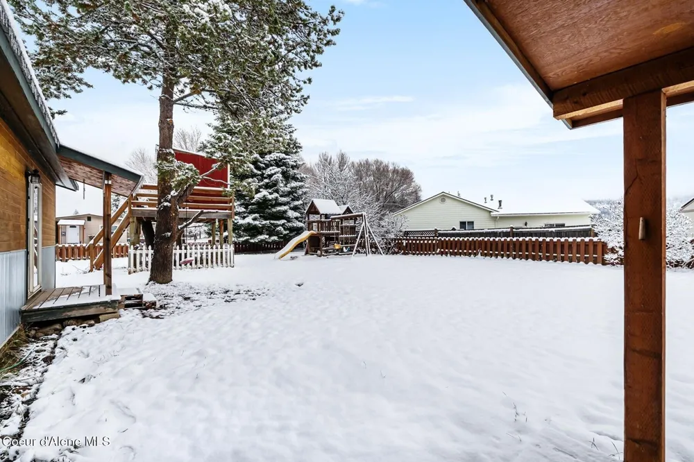 44 Campbell Loop Laclede, ID 83841
