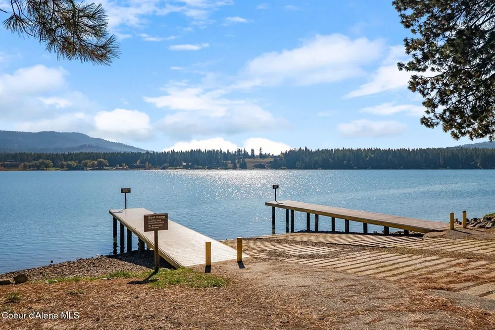 44 Campbell Loop Laclede, ID 83841
