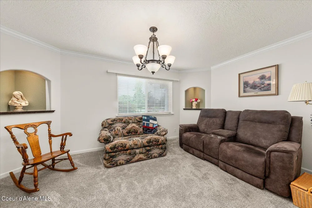 2145 W Grange Avenue Post Falls, ID 83854