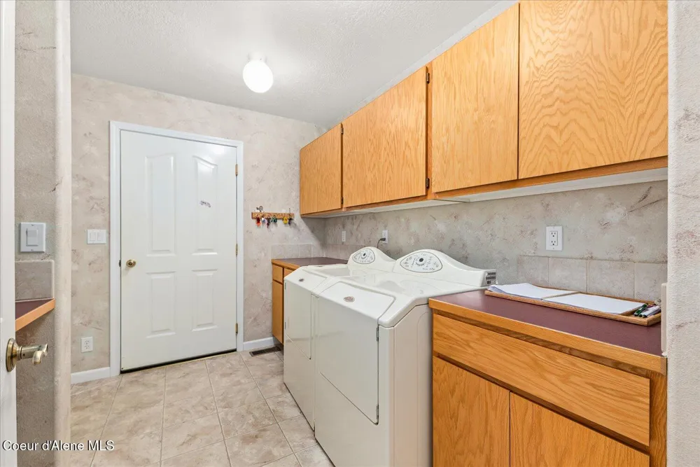 2145 W Grange Avenue Post Falls, ID 83854
