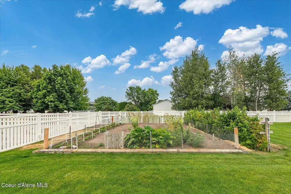 2145 W Grange Avenue Post Falls, ID 83854