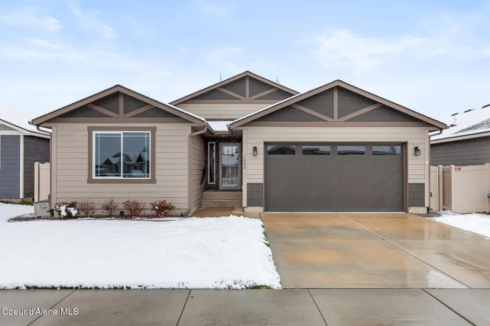 1042 E Allenby Avenue Post Falls, ID 83854