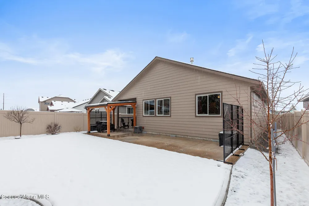 1042 E Allenby Avenue Post Falls, ID 83854