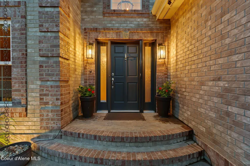 1611 E Heritage Lane Spokane, WA 99208