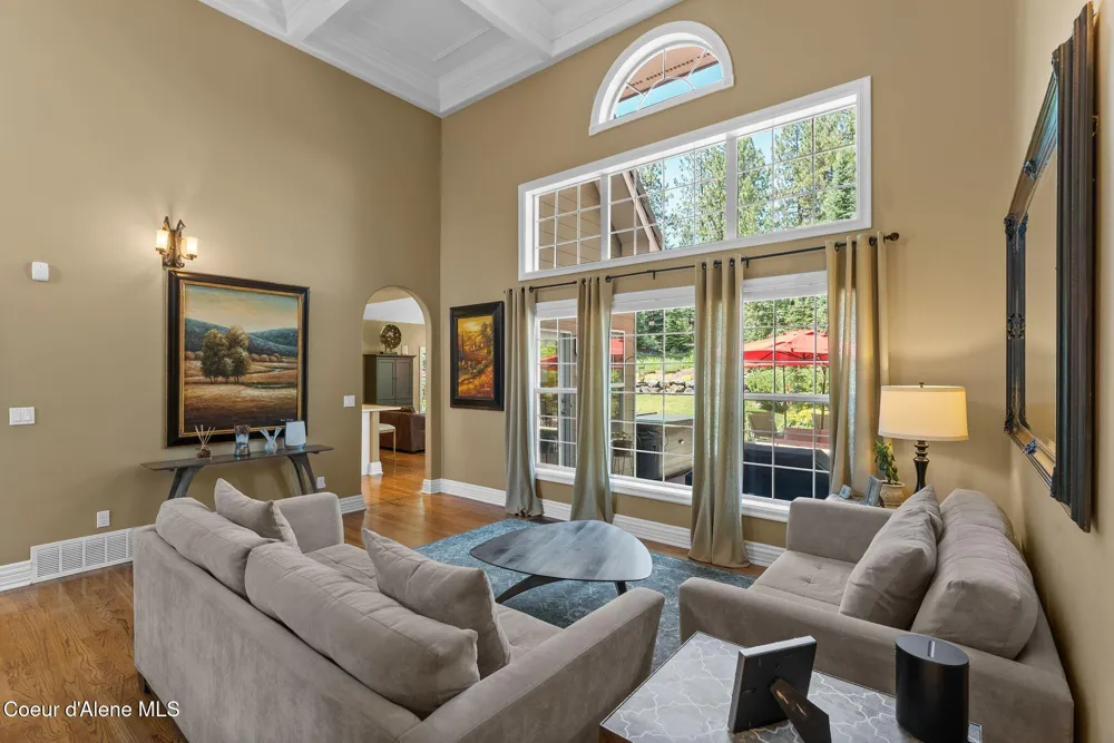 1611 E Heritage Lane Spokane, WA 99208