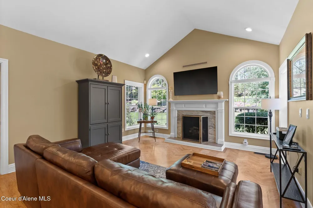 1611 E Heritage Lane Spokane, WA 99208