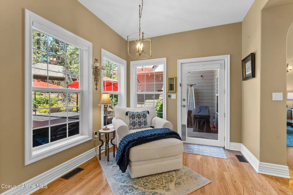 1611 E Heritage Lane Spokane, WA 99208