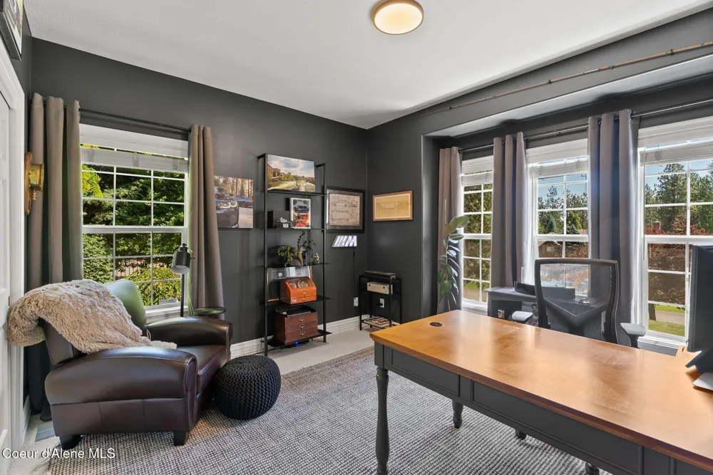 1611 E Heritage Lane Spokane, WA 99208