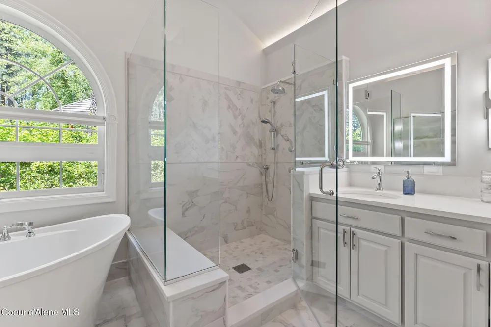 1611 E Heritage Lane Spokane, WA 99208