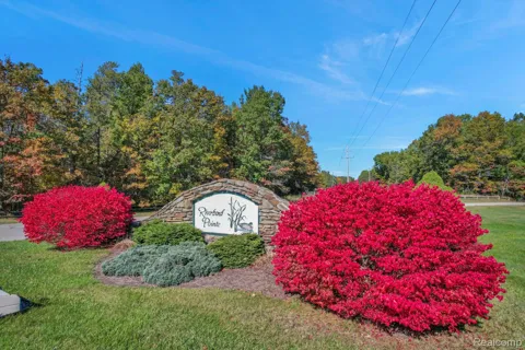 17 Vaughan Trail