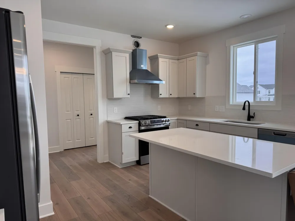 8288 Eagle Peak Drive Georgetown Charter Township, MI 49428